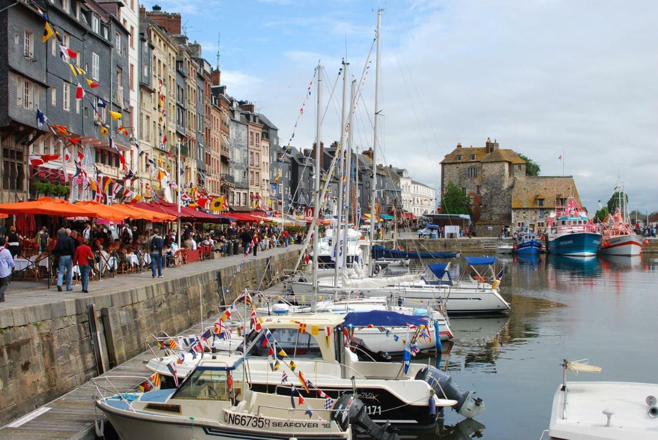 Capucine Vila Honfleur Exterior foto