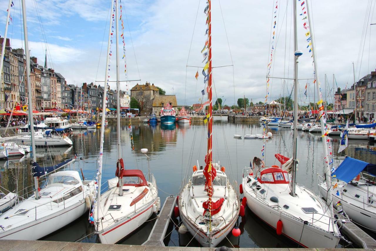 Capucine Vila Honfleur Exterior foto